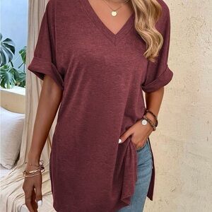 SHEIN Burgundy V-Neck Short Sleeve Tunic